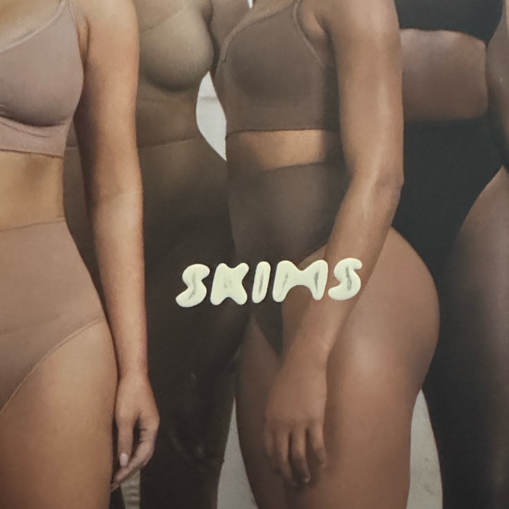 Skims core control thong ochre